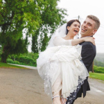 Wedding-carry-the-bride